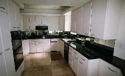 Wilshire Lencrest