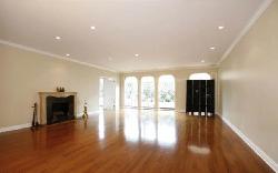 339 N Palm Dr