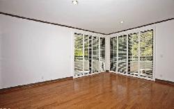 450 N Maple Dr
