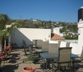 960 N Doheny