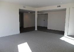 10911 Wellworth