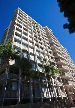 Los Feliz Towers
