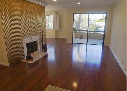 13214 Moorpark