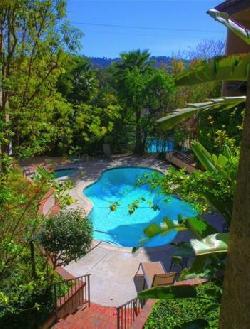 13214 Moorpark