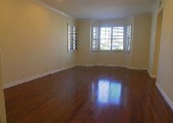13214 Moorpark