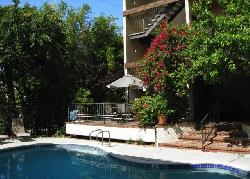 13214 Moorpark