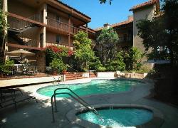 13214 Moorpark