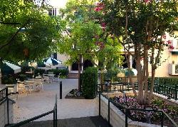 Country Club Condominiums