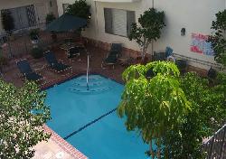 Kingswood Court