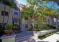 Maison Reeves