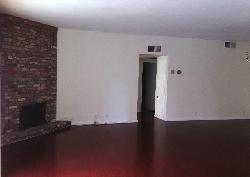 438 N Palm