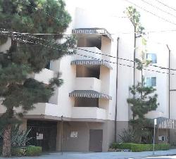 725 S Barrington