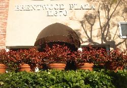 Brentwood Plaza