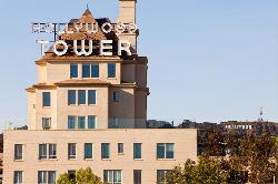 Hollywood Tower La Belle