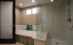 Roxbury Modern