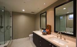 Roxbury Modern
