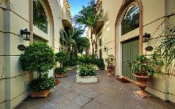 Mayfield Gardens