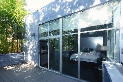 900 West Knoll