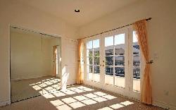Holmby Hill Townhomes