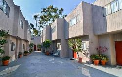 2500 Abbot Kinney