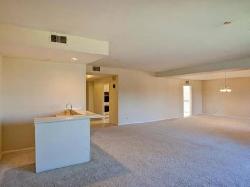 125 N Gale