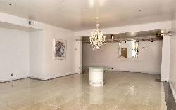 125 N Gale