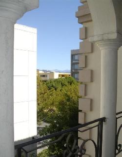 Le Faubourg St Honore