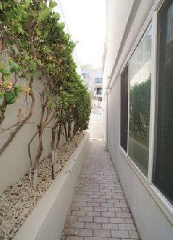 959 N Doheny