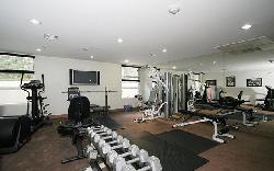 Grand Wilshire, The