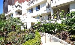Grand Wilshire, The