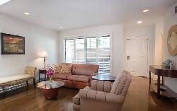 1226 N Kings