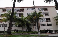 137 S Palm