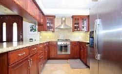 Larchmont Collection