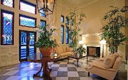 Country Club Manor