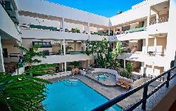 Brentanna Court