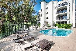 Cosmopolitan Brentwood, The