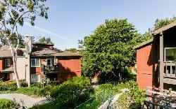 Lakeside Villas
