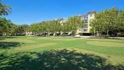 Crescent Walk