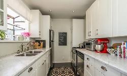 1318 N Crescent Heights