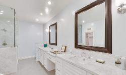 Fleur de Lis Brentwood