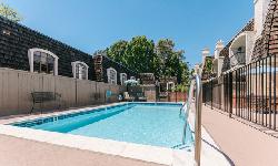 Wilshire Country Manor