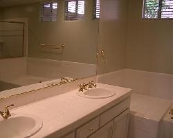 12633 Moorpark