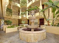 Studio Villas South
