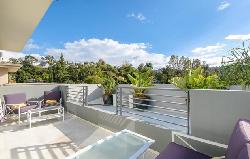 Laurelwood Villas