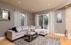 Laurelwood Villas