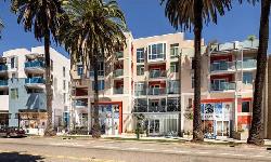 Gibson Santa Monica