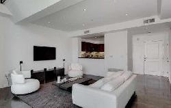 Raymond Renaissance, The