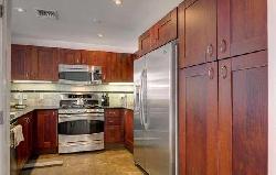 Raymond Renaissance, The