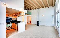 2221 Ocean