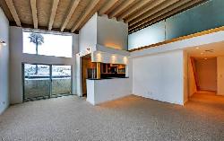 2221 Ocean